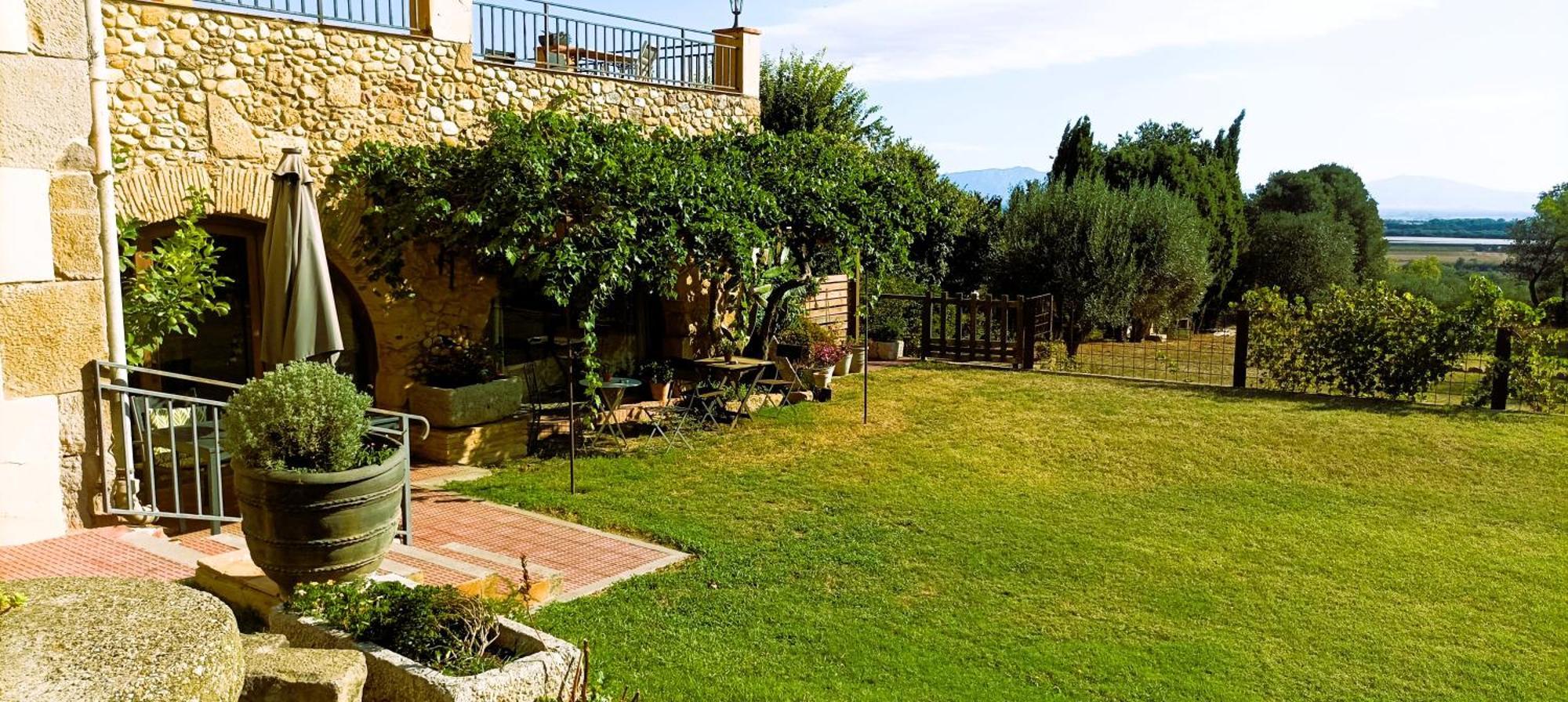 La Masia Costa Brava -Adults Only Garrigás Εξωτερικό φωτογραφία